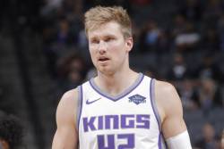 Erik Mika potpisao za Partizan
