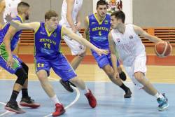 DMLS: Vodeći trojac siguran, Stevanović MVP