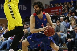 Raspucani Teodosić za 2-0