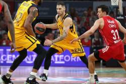Bajern bolji od Himkija, povratak Jovića