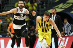 Fener udvostručio vođstvo, Srbi sjajni
