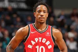 Derozan: Voleo bih da svi ljudi na svetu budu bogati