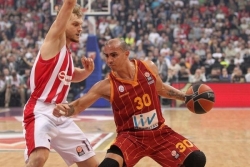 Arojo napustio Galatasaraj