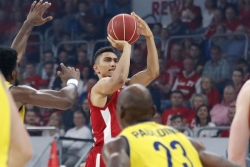 Bamberg bez milosti na startu finala
