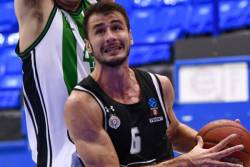 Partizan tesno sa desetkovanim Huventudom