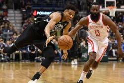 Harden i Adetokunbo su igrači meseca (video)