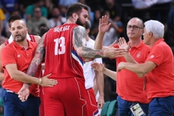 Nikolić: Da pevamo "sve je to normalno"