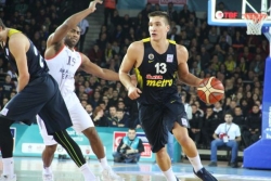 Efes eliminisao Fenerbahče!
