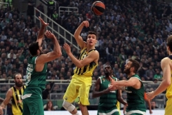Fener na korak od Fajnal fora