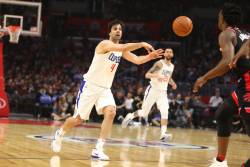 Teodosić se vratio i vodio Kliperse do pobede