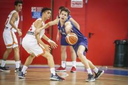U16: &Scaron;panija bolja od Srbije posle produžetka, sudije u centru pažnje