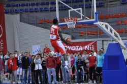 Nestvarni Vajt za pobedu u Zagrebu