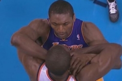 Opasni Serž Ibaka (video)