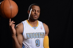 Igudala ide u slobodne agente