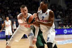 Zvižduci za Budućnost, večiti derbi pripao PAO-u