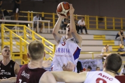 U20: Trijumf na startu