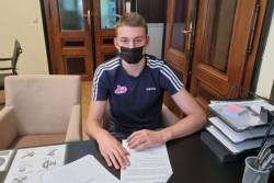 Jović postao profesionalac