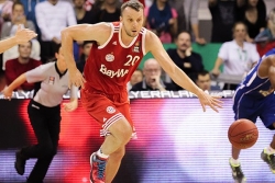 Sjajni Savanović za pobedu Bajerna