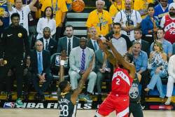Toronto na korak od titule