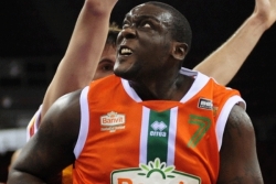 Igokea dovela iskusnog centra