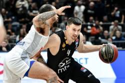 Avramović zaključao Budućnost i otključao Partizan