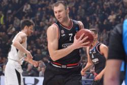 Parahovski u poslednjoj sekundi izbacio Partizan