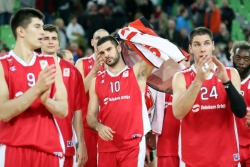 Zvezda pobedom otvorila kolo