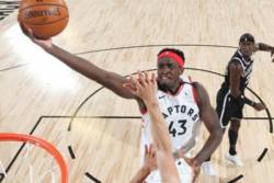 Toronto na pola puta