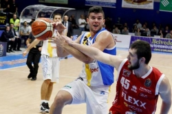 Prvi poraz Armanija, Stojanović odličan
