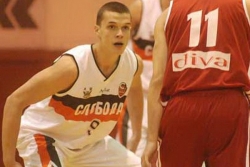 Koprivica tri godine crno-beli