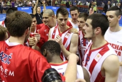 Zvezda lako sa Tami&scaron;om