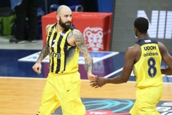 &Scaron;okantni porazi Fenera i Efesa, Kalinić tragičar