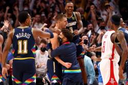Jokić blokadom u poslednjoj sekundi spasao Denver (video)