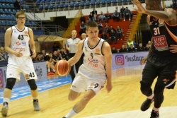 Partizan rutinski sa Dinamikom