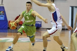 Rebec menja Katnića