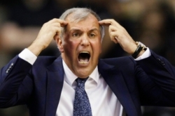 Bjelica odličan, Fener gubi