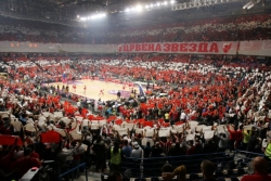 Poraz Zvezde u prepunoj "Kombank areni"