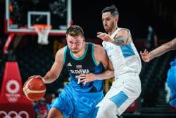 Fenomenalni Dončić vodio Sloveniju do pobede nad Argentinom
