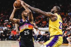 Finiks nadomak polufinala, Lebron napustio utakmicu (video)