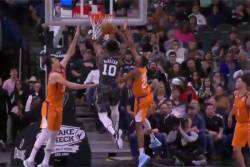 (VIDEO) Derozan zakucao Sanse