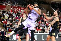 Dejvis briljirao u Monaku za MVP priznanje (video)
