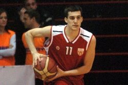Pe&scaron;aković potpisao, Pantić trenira