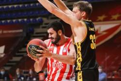 Voda u u&scaron;ima Splita, Zvezda sprečila senzaciju