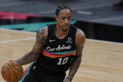 Derozan za veliku četvorku u Bulsima