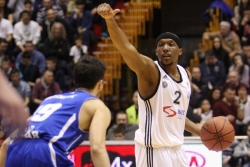 Rastali se Partizan i Akojon