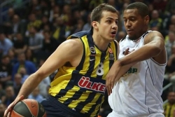 Sjajni Bjelica nosio Fener do pobede
