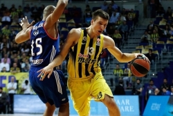 Fener pobedio, Zvezda u četvrtfinalu!