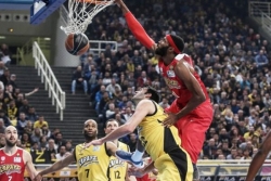 Olimpijakos preokretom do finala