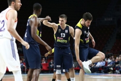 Fenerbahče demolirao Efes