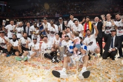 Madriđanima trofej posle dve decenije!